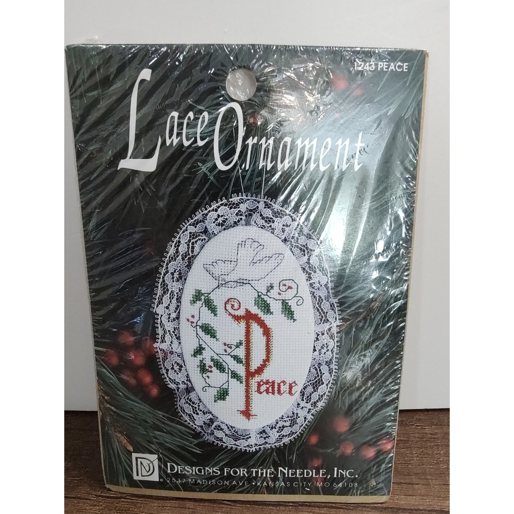 DESIGNS FOR THE NEEDLE Cross Stitch LACE ORNAMENT Kit 1243 Peace Dove NIP NOS A3